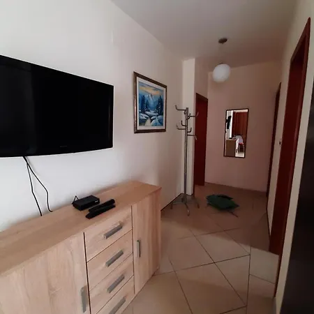 Jasminka I Vladimir Apartment