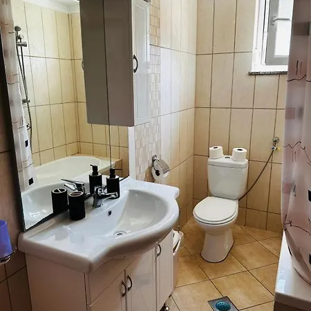 Jasminka I Vladimir Apartment Malinska