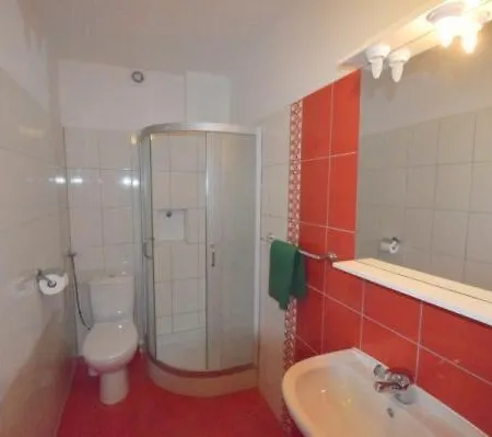 Jasminka I Vladimir Apartment Malinska